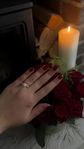 ayeshahussainn_ Instagram post about Burgundy nail design