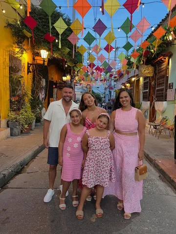 carlosgil83 Instagram post about Family gratitude