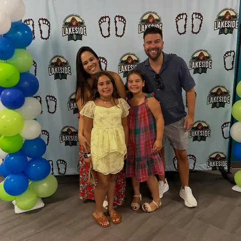 carlosgil83 Instagram post about Children starting school