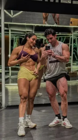 carol.cossio15 Instagram post about Humor de gimnasio