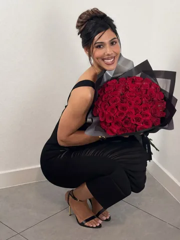 daraliz.c Instagram post about Valentine’s Day