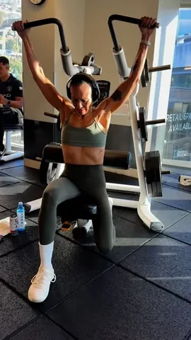 eladycruz_fitness Instagram post about Strength training for bone health