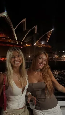 emmalouisie Instagram post about Moving abroad and relocation reality