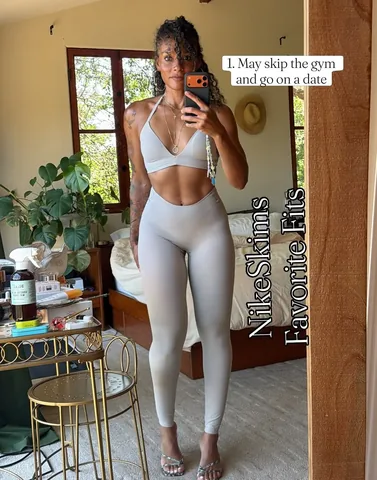 fitgurlmel Instagram post about NikeSkims activewear outfits