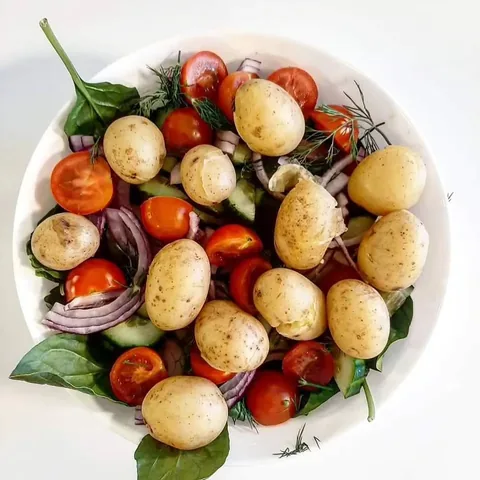 healthwithnora Instagram post about Plant based salad