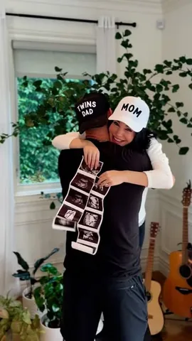lewishowes Instagram post about Pregnancy announcement