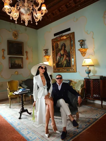 mannykhoshbin Instagram post about Venice romance