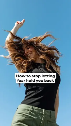 marieforleo Instagram post about Building confidence