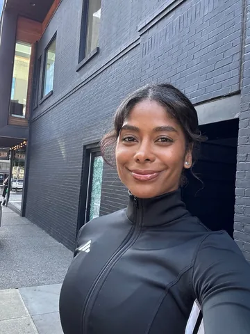 massy.arias Instagram post about Community fitness event