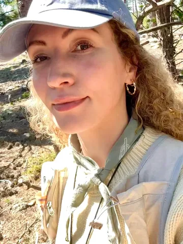 melyssa_griffin Instagram post about Nature based coaching