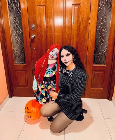 mirandav_brave Instagram post about Halloween