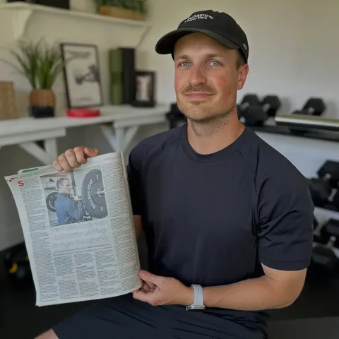 olliethompsonhealth Instagram post about Midlife fitness guidance