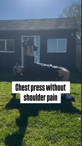olliethompsonhealth Instagram post about Dumbbell versus barbell bench press