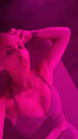 sarahmgellar Instagram post about Fitness class experience