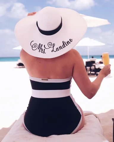 schmittastic Instagram post about Honeymoon in Aruba