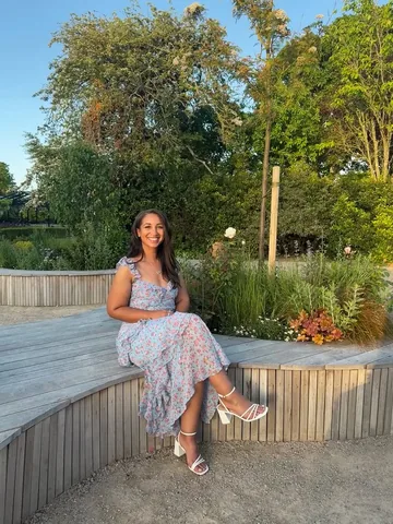 simplycantara Instagram post about Friend’s wedding