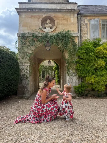 stephelswood Instagram post about Family trip