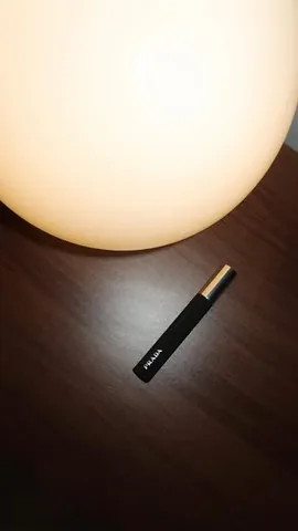 swellmichelle Instagram post about Brown eye makeup
