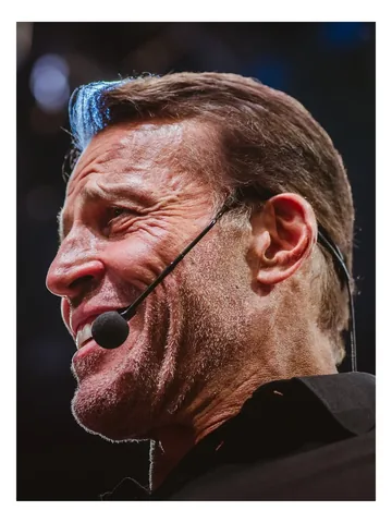 tonyrobbins Instagram post about Business Mastery event recap
