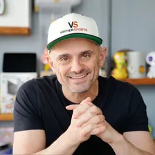 Gary Vay-Ner-Chuk profile photo